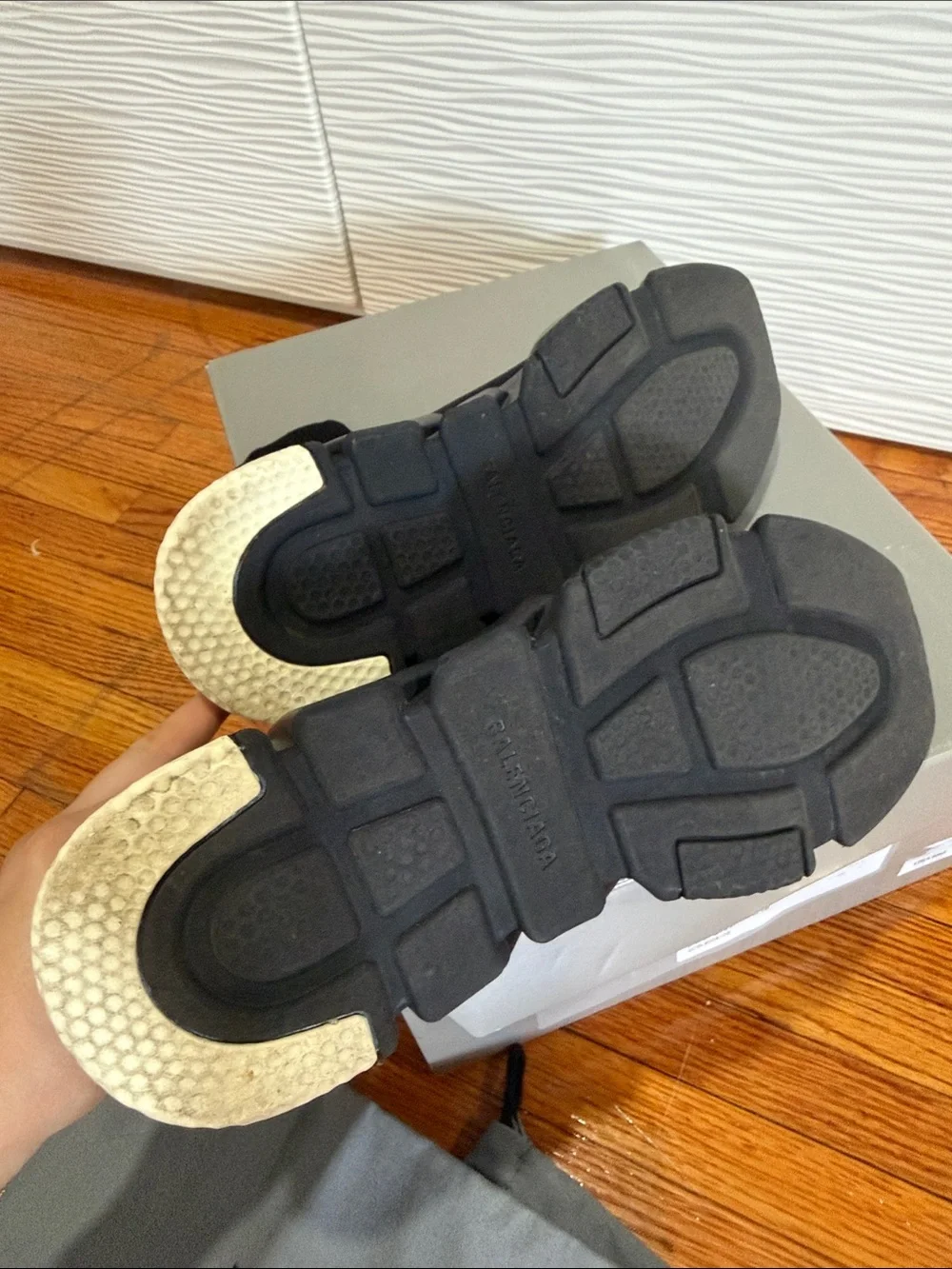100% Authentic Balenciaga speed sneaker